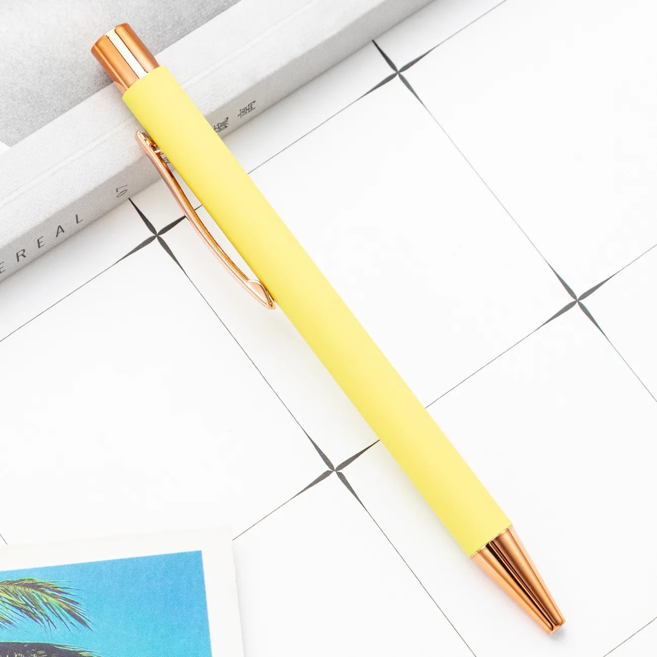 Hot Selling School Gift Custom Logo Ballpoint Pen Click Pen Multi-color Metal Ballpoint Pen