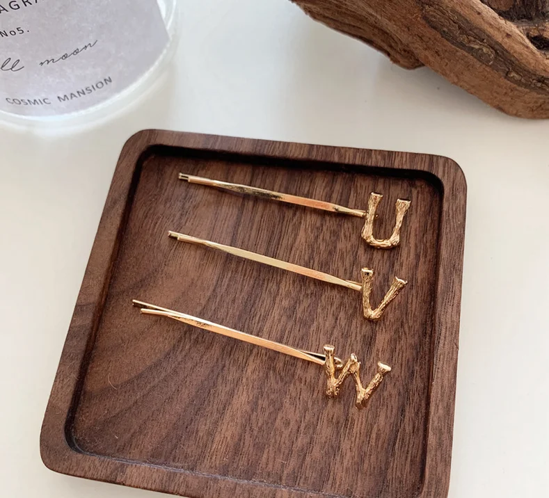  Лидер продаж модная универсальная заколка для волос с 26 английскими буквами женские аксессуары