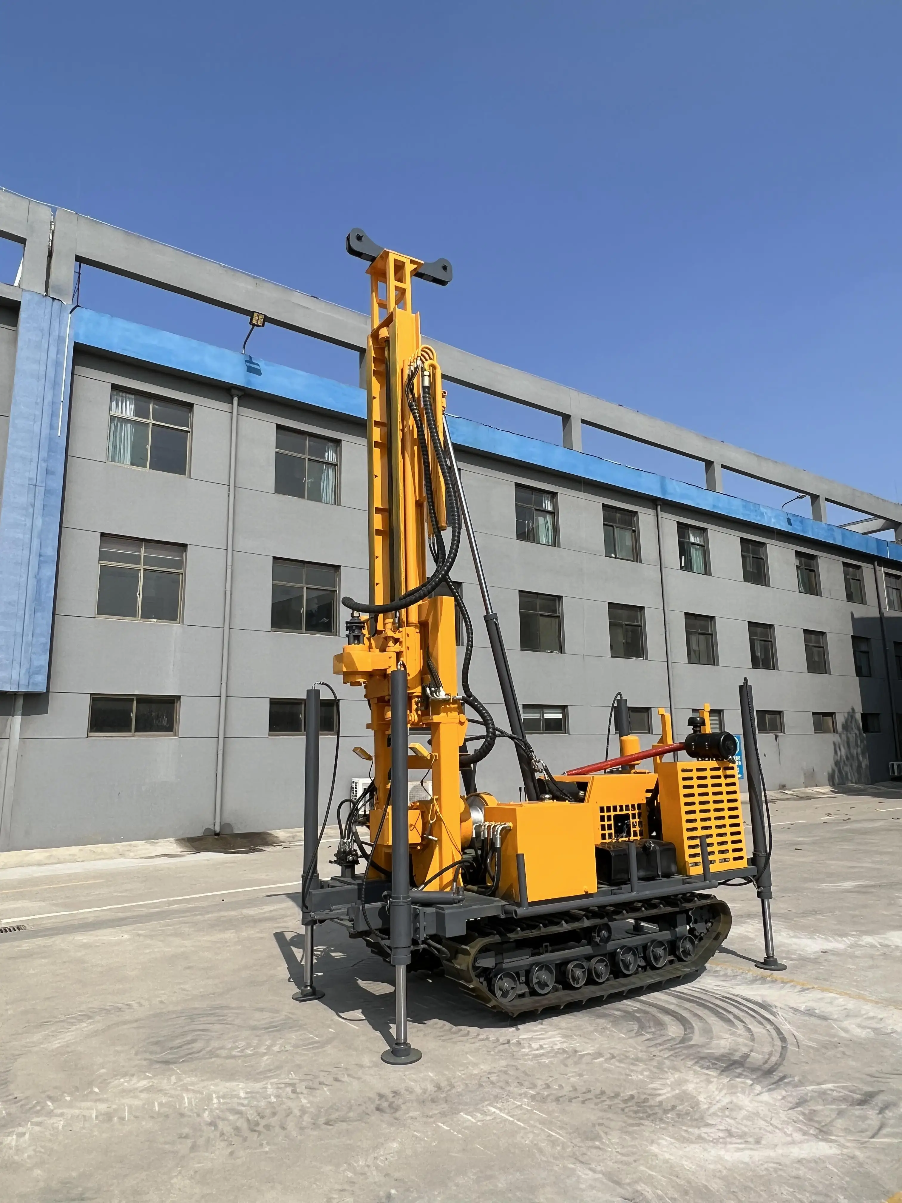 280m Water and pneumatic dual-purpose series drilling rig Multifunctional hydraulic crawler drilling rig Top drive drilling rig