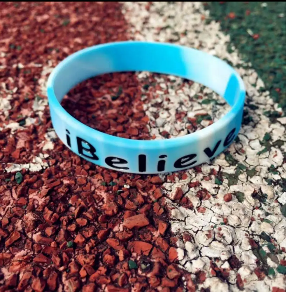 Fast curing high transparency and high adhesion liquid silicone rubber for fabric surface of the silk screen