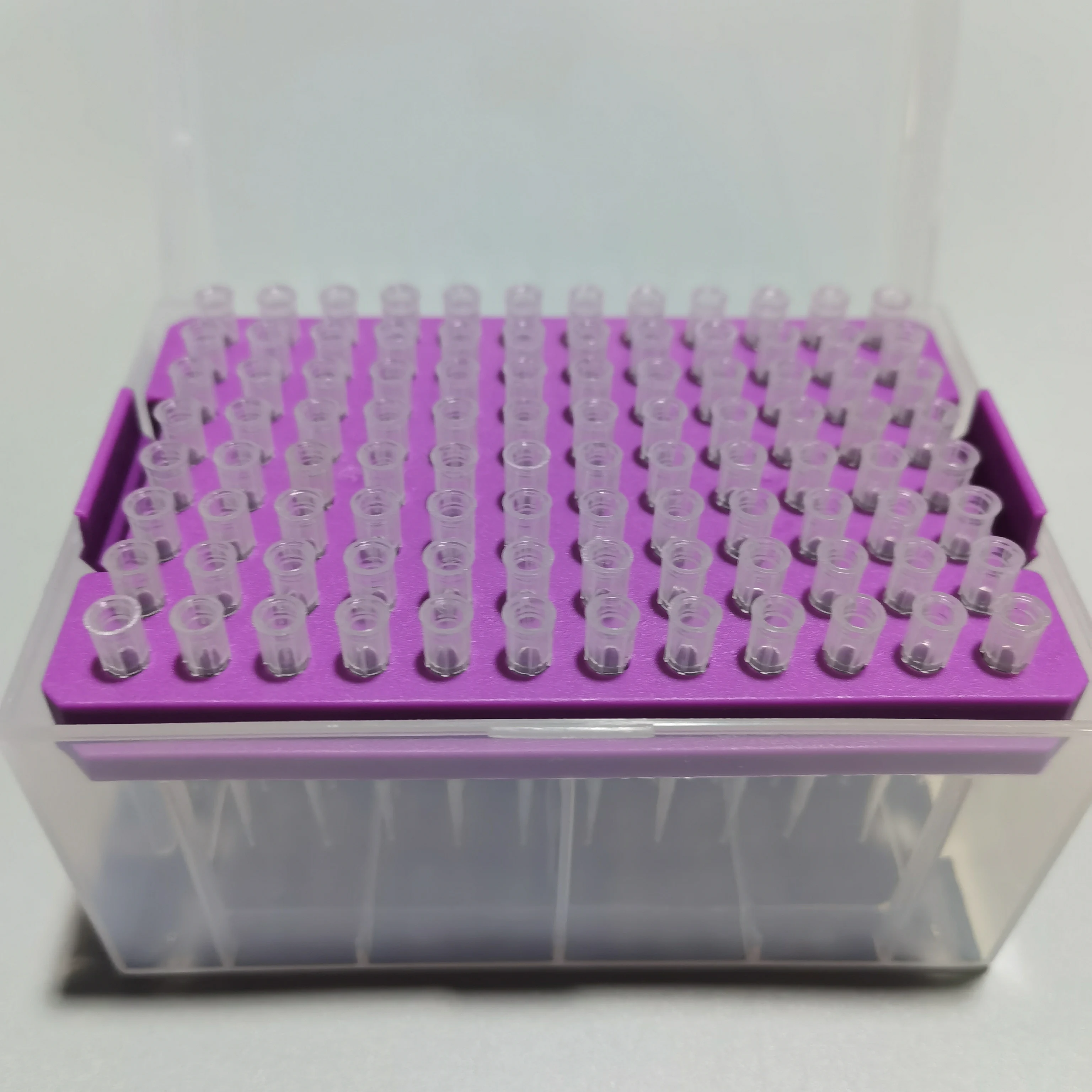 10ul 200ul 1000ul 1250ul прозрачные стерильные наконечники для пипетки с стойкой