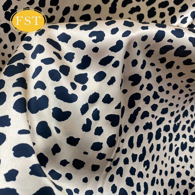 Wholesale Luxury Leopard Print Silk Fabric Custom Pattern 16 19 22 Mm 100% Mulberry Silk Print Fabric Oem Printed Silk Fabric