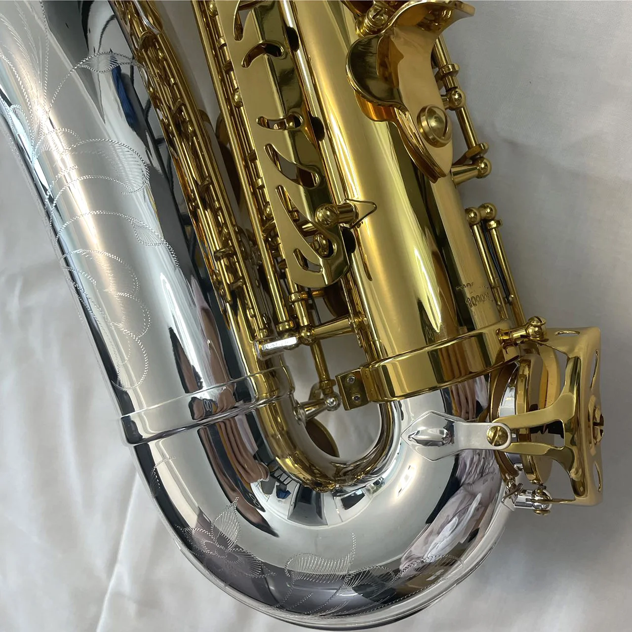 Saxophone manufacture produce yellow brass material silver plated bell and neck alto saxophone