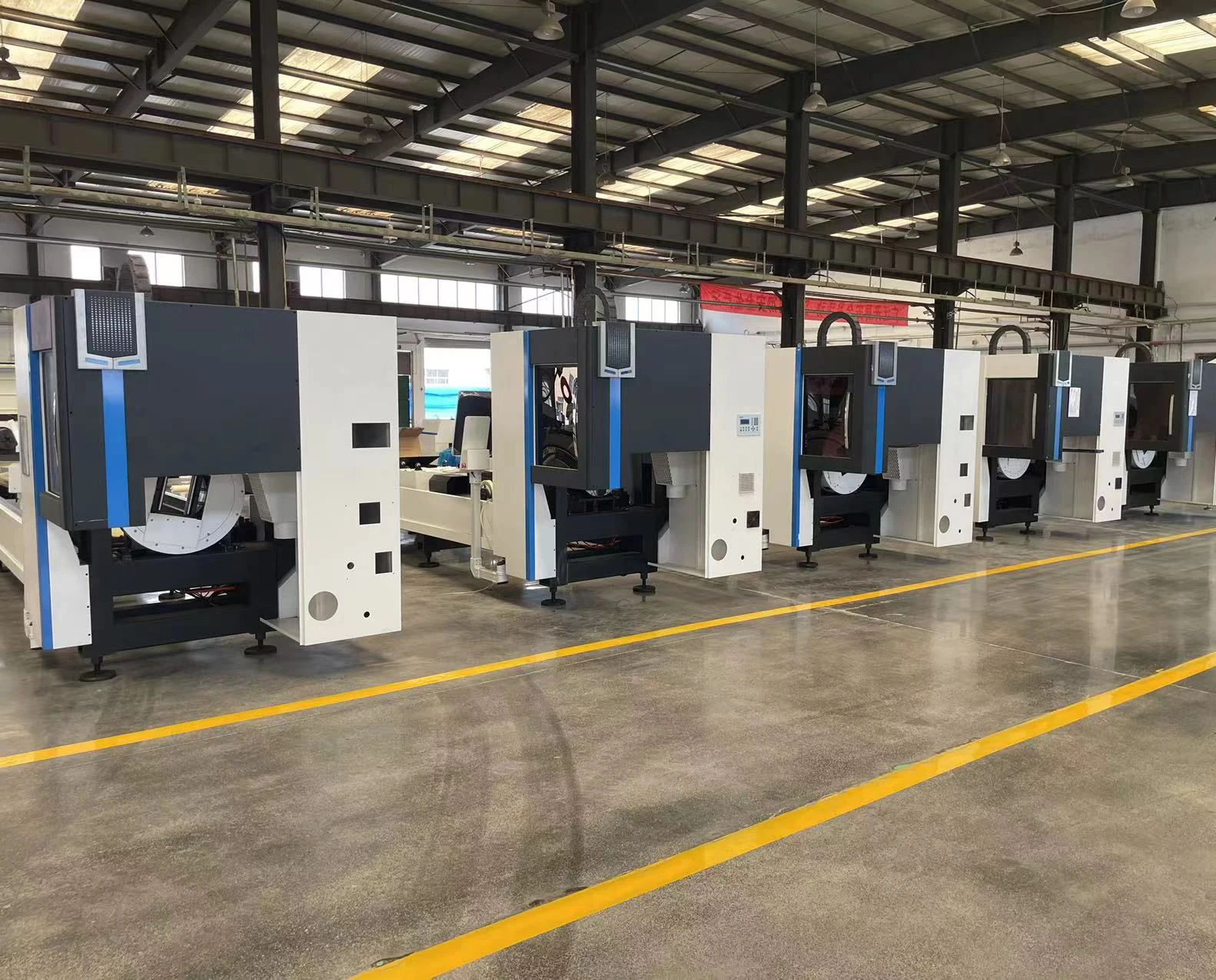 cutting tube machine 2KW 3KW 6KW Tube laser cutter
