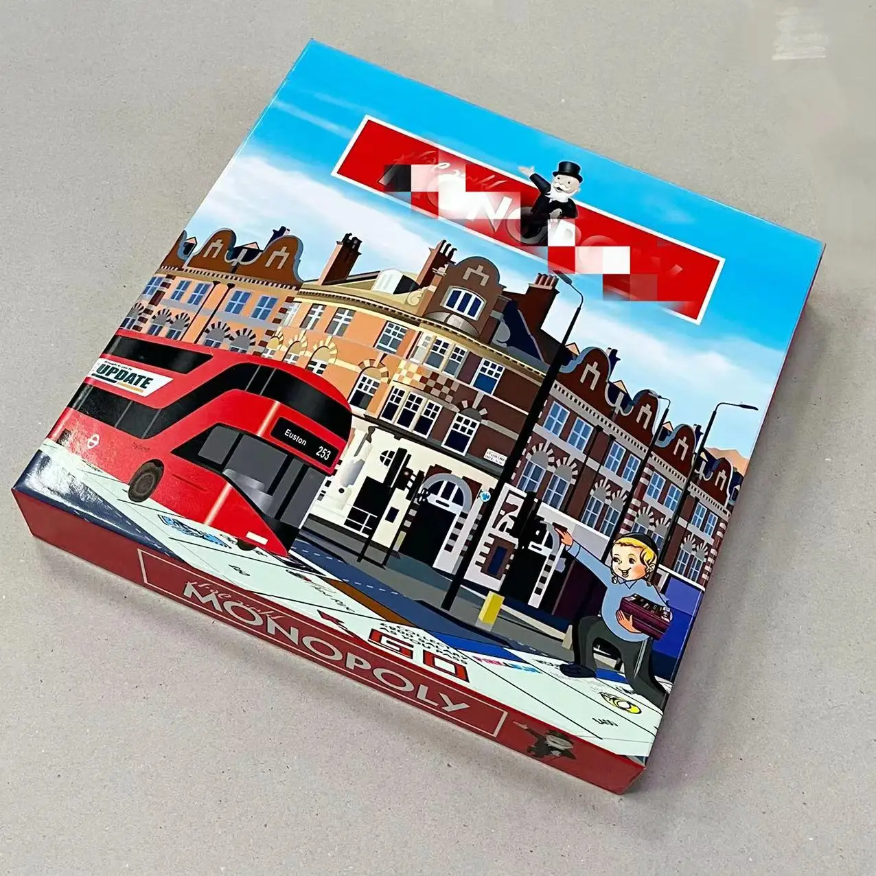 popular Custom board game supplier plastic house and metal miniature monopoli board games for fun