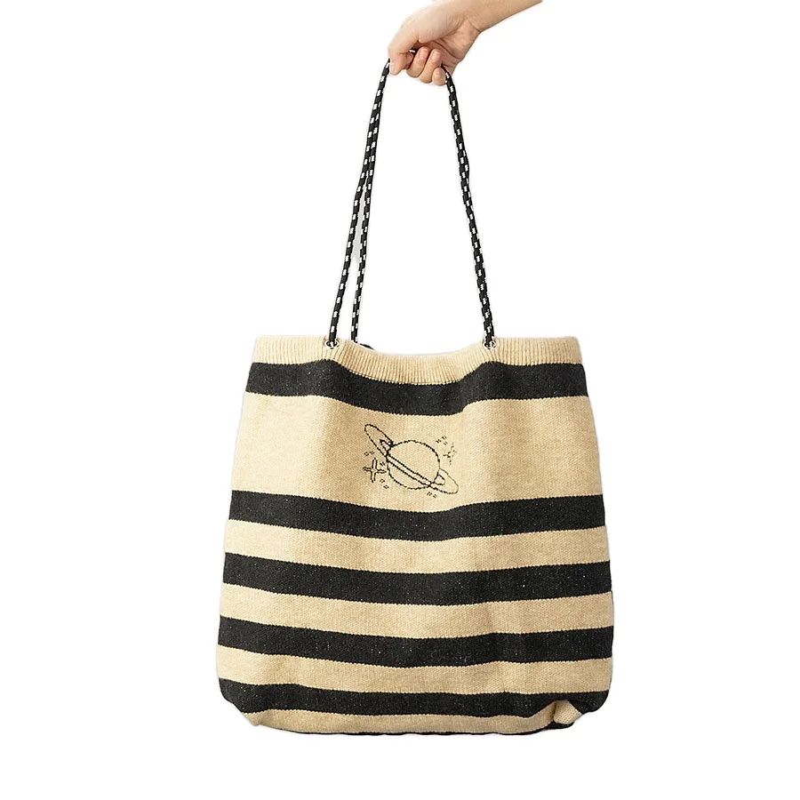 China Handmade striped Knitted tote bag for women Crochet Hobo Bag