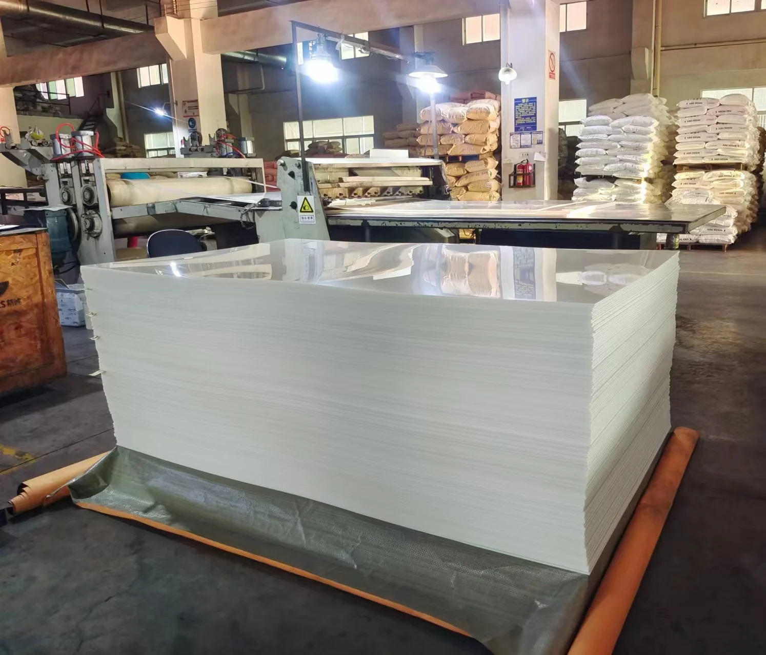 Factory recycled HDPE board textured 4x8 polyethylene plastic HDPE sheets