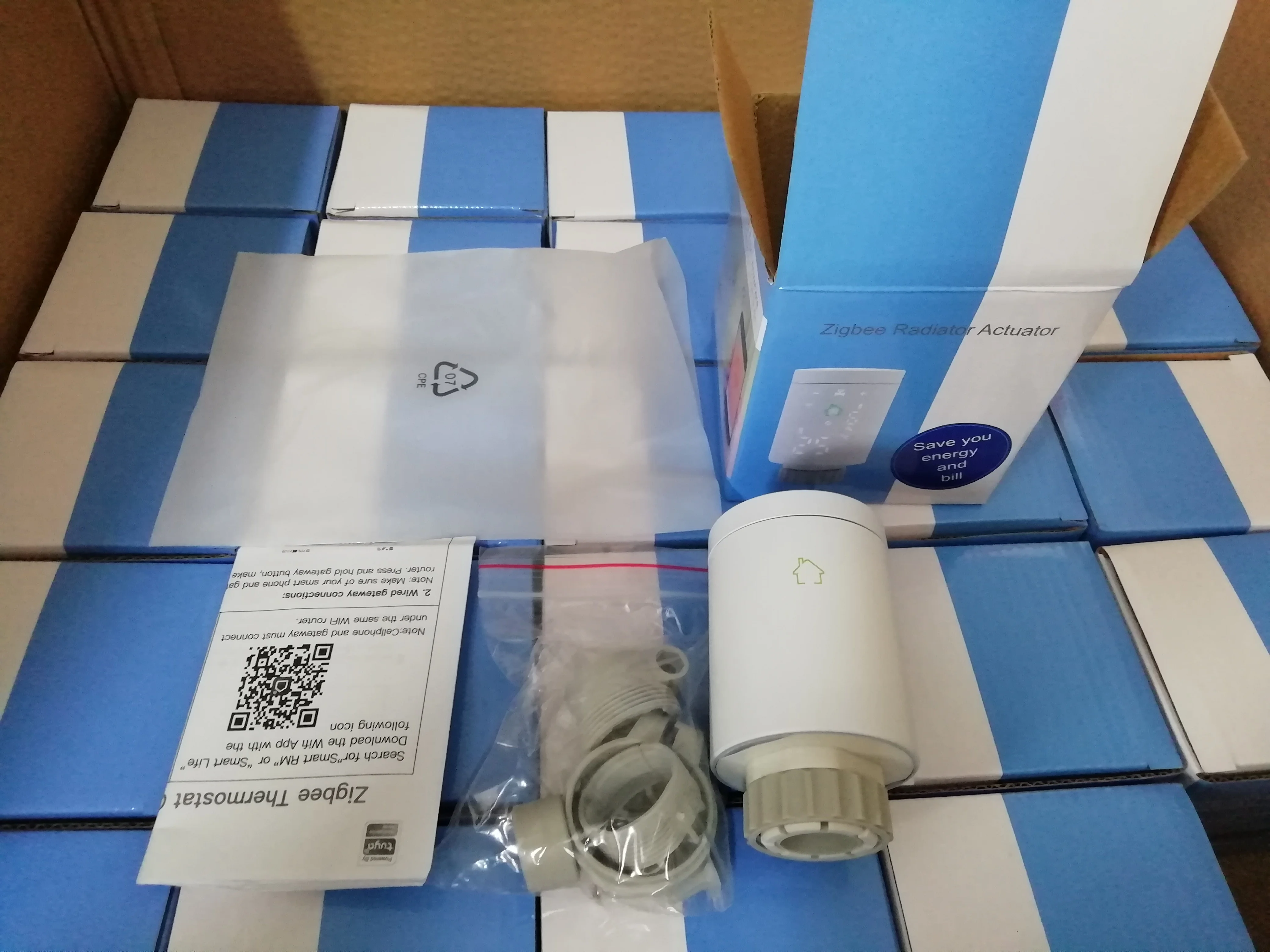 WIFI ZigBee 3.0 Smart TRV Radiator Actuator Thermostat Heater Programmable Thermostatic Valve Temperature  Battery Thermostat