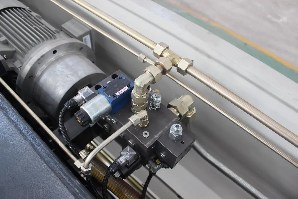 Hydraulic press brake 4 Axis metal bending machine 80T 3d servo CNC delem electric hydraulic press brake