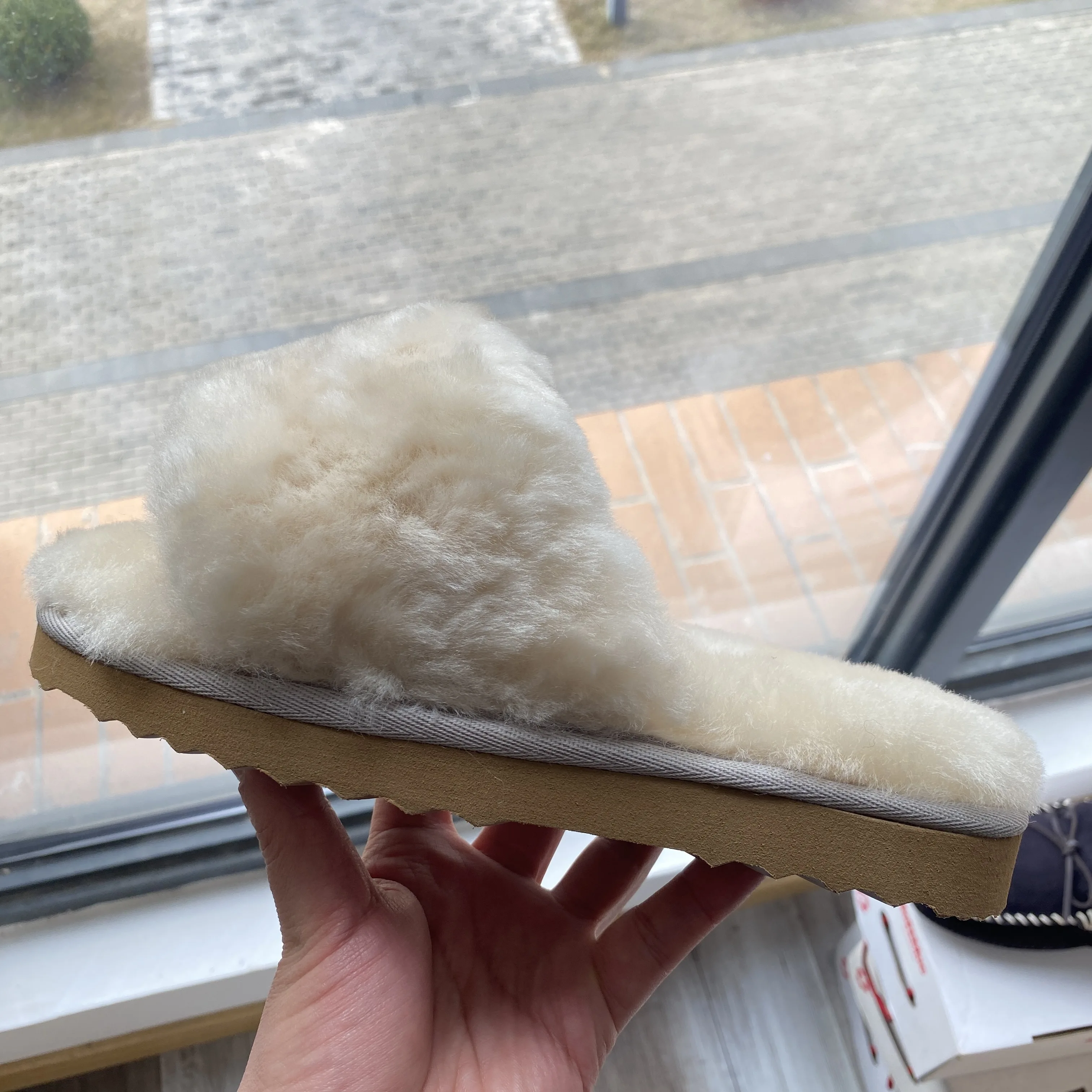 wholesale custom logo faux fur home slippers multi color indoor winter& autumn furry slides