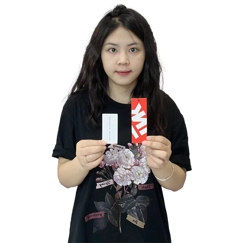 Wholesale luxury goods printing environmental fashion clothing label string hanging tag