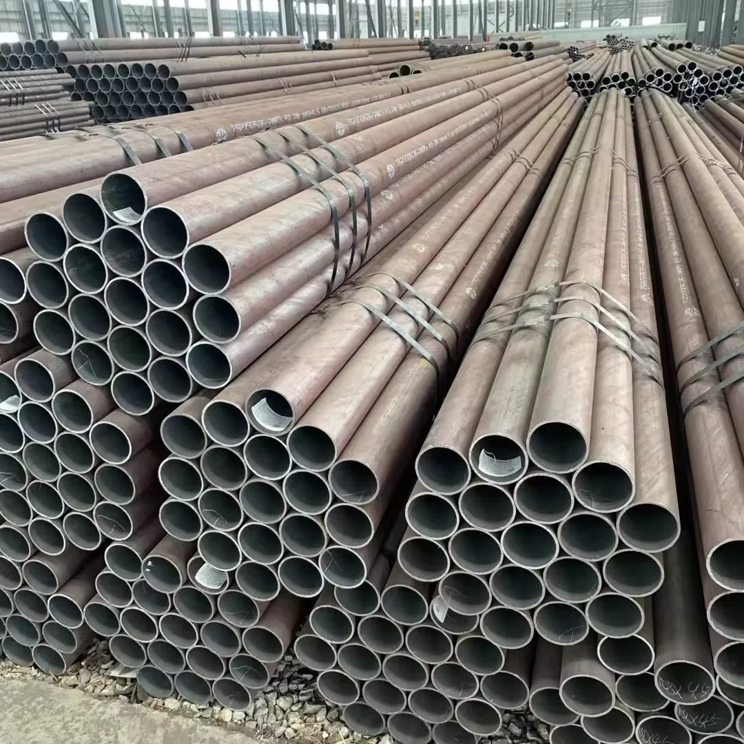 Hot Rolled Carbon Seamless Steel Pipes SCH40 80 6M 12M API 5L Gr.B 1Inch to 24Inch Gas Oil Pipelines Black Seamless Steel Pipe