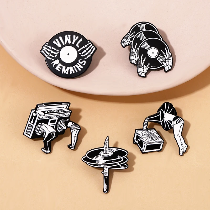 Horror punk music brooches black dark vinyl records knife enamel pins characteristic lapel badges
