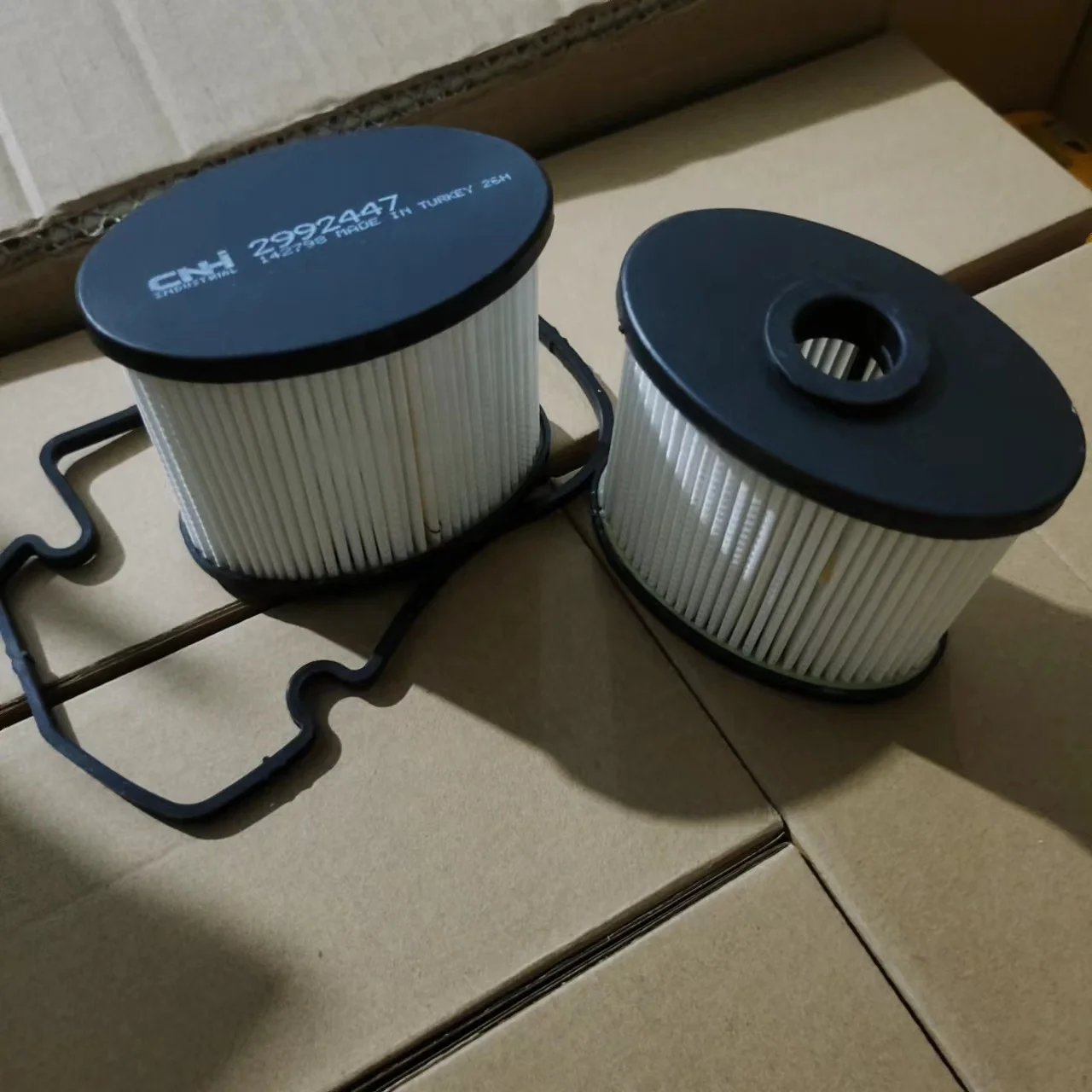 breather Oil and gas separator 2992447 50014075 oil and water separator filter element for iveco