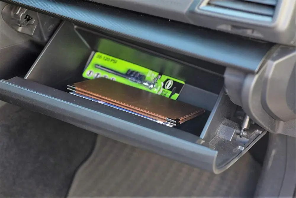 Car Registration Holder for Insurance Card Documents Auto Organizer Luxury PU Leather Wallet Case