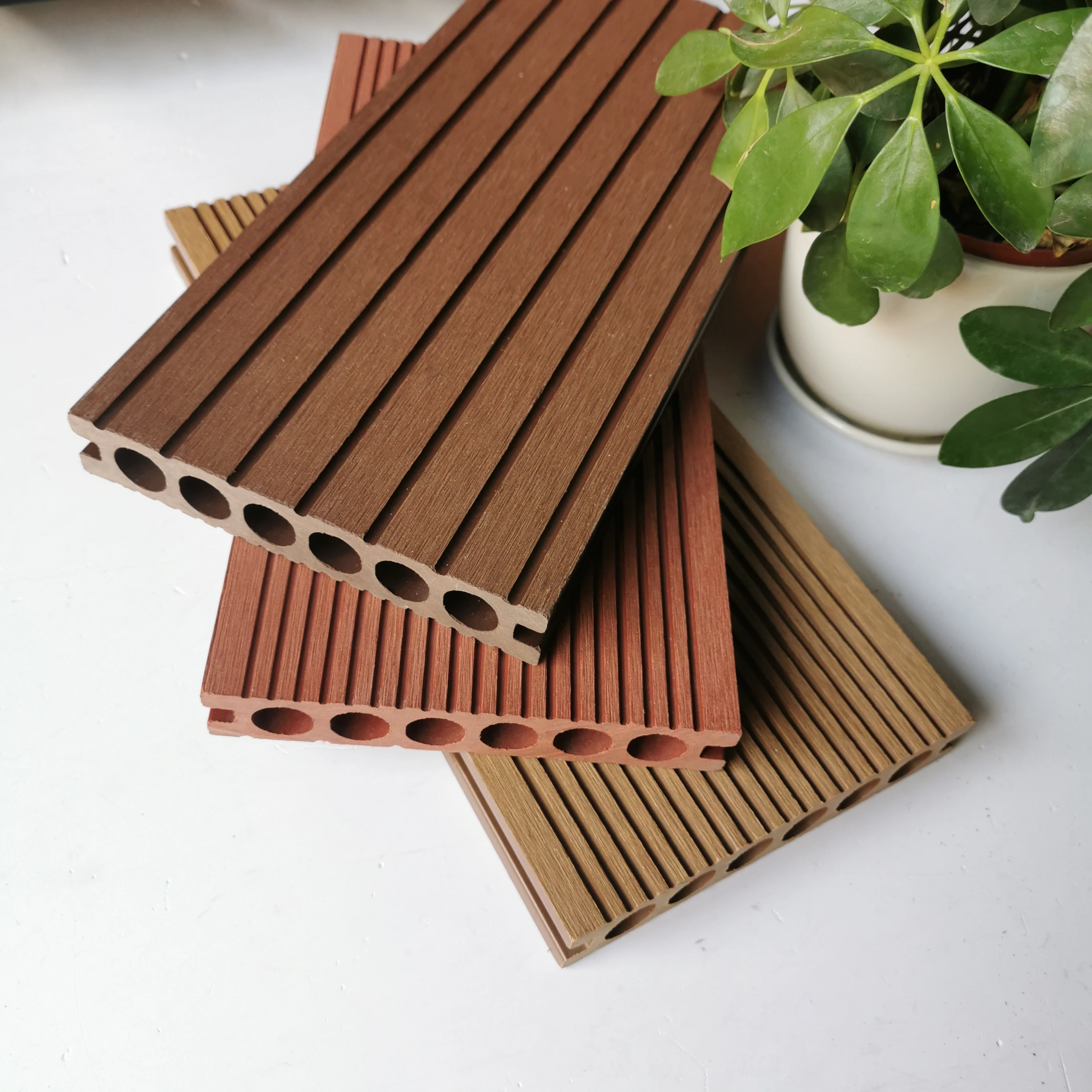 Weather Resistant Waterproof Long Lasting Wood Plastic Deck Composite Decking Boards Flooring For Outdoor Patio