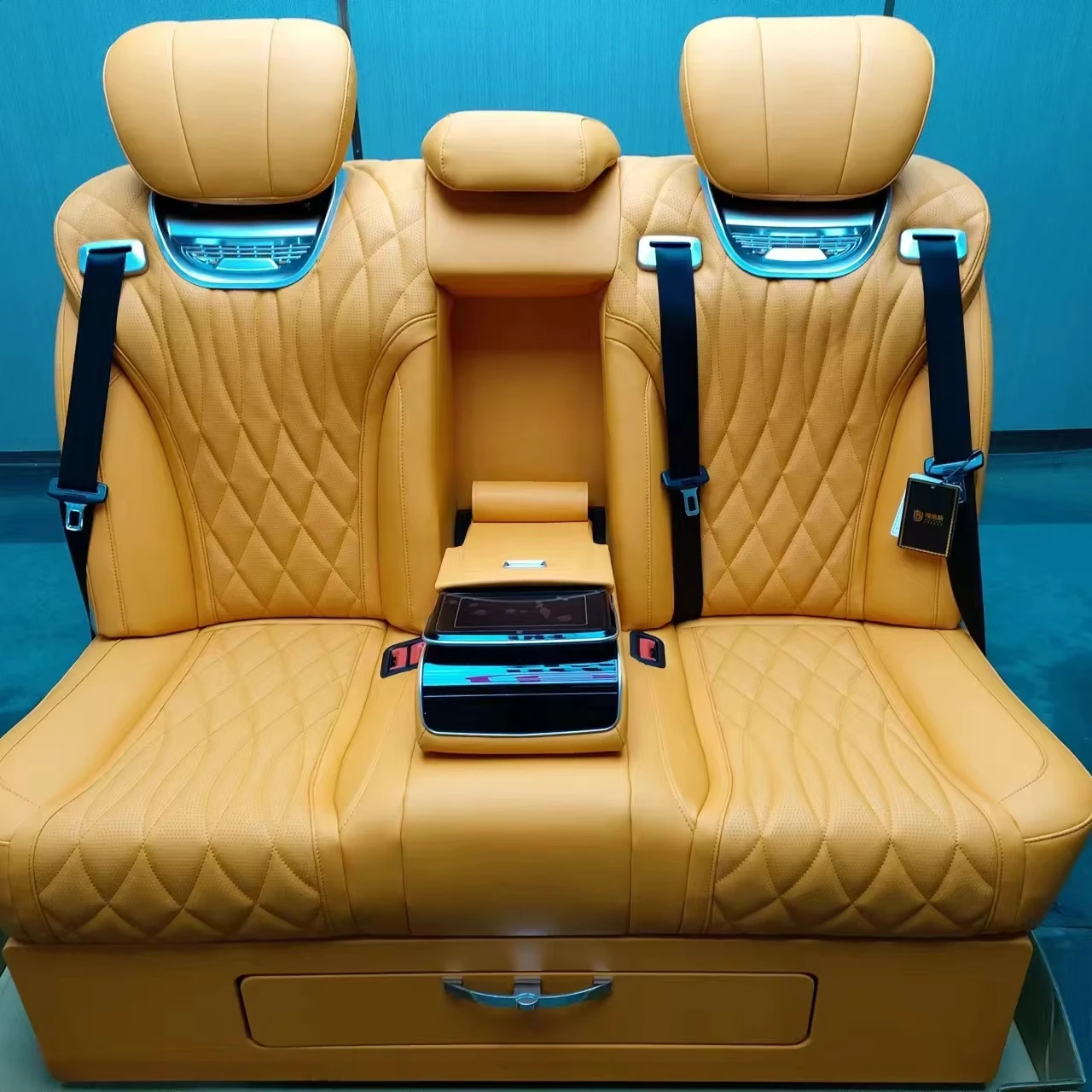 Vip Vito W447 Vclass Luxury Maybach Leather Aero Sport Seat for Honda Alphard & Land Cruiser Model