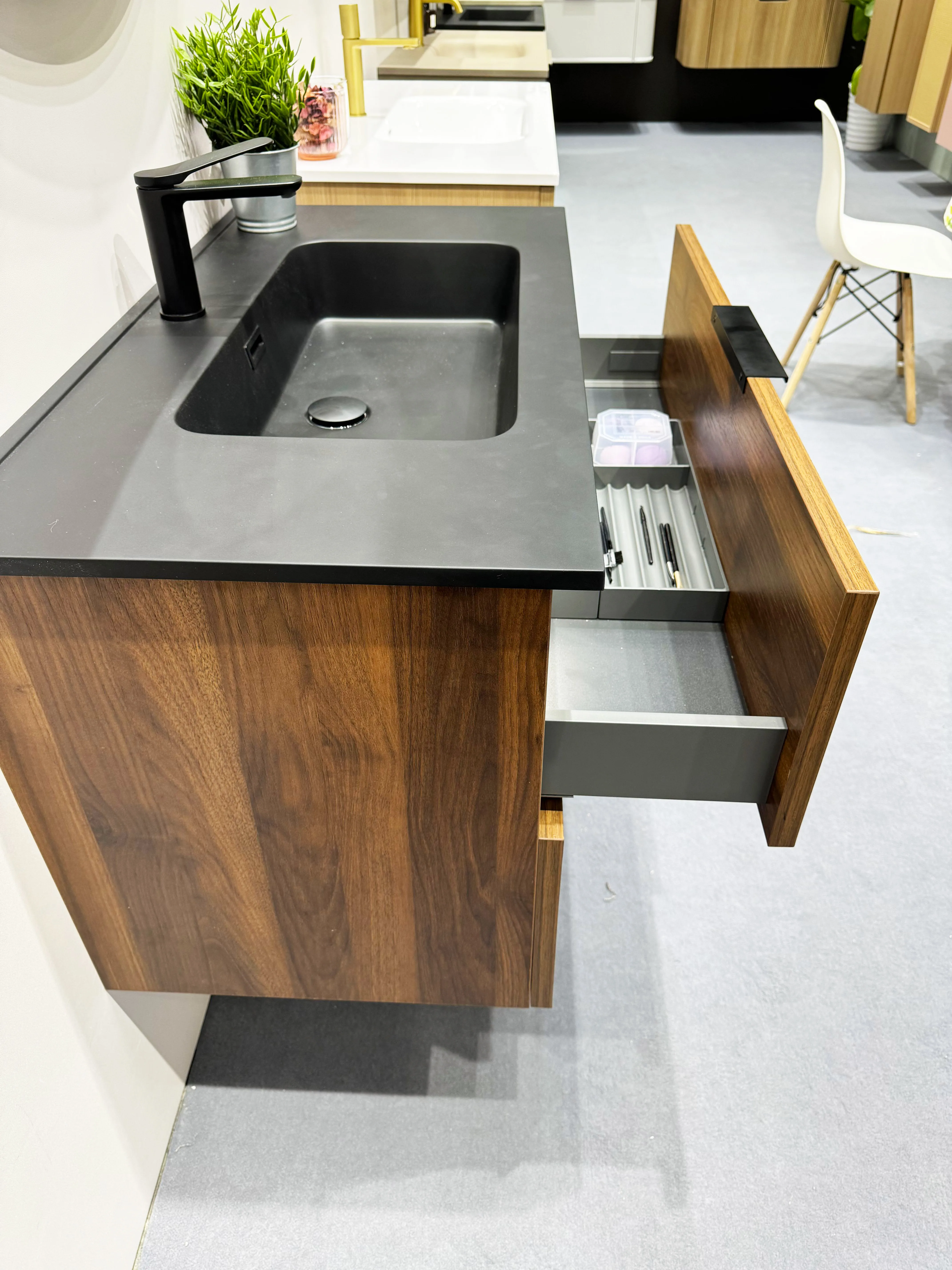 Engraved edge bathroom sets sanitary MDF wall mounted cabinet