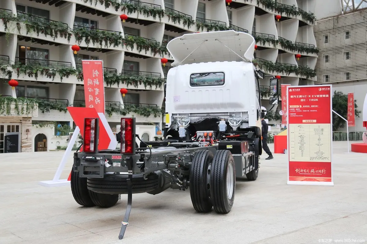EV Truck 2024 New EV Van Hot Sale Light Truck EV in China Cargo Trucks