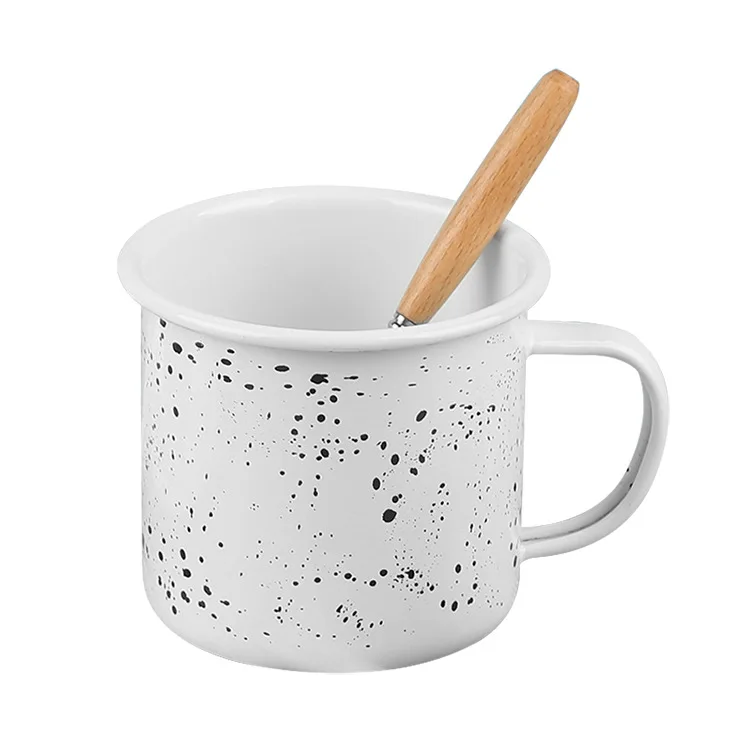 Enamel mug  (4)