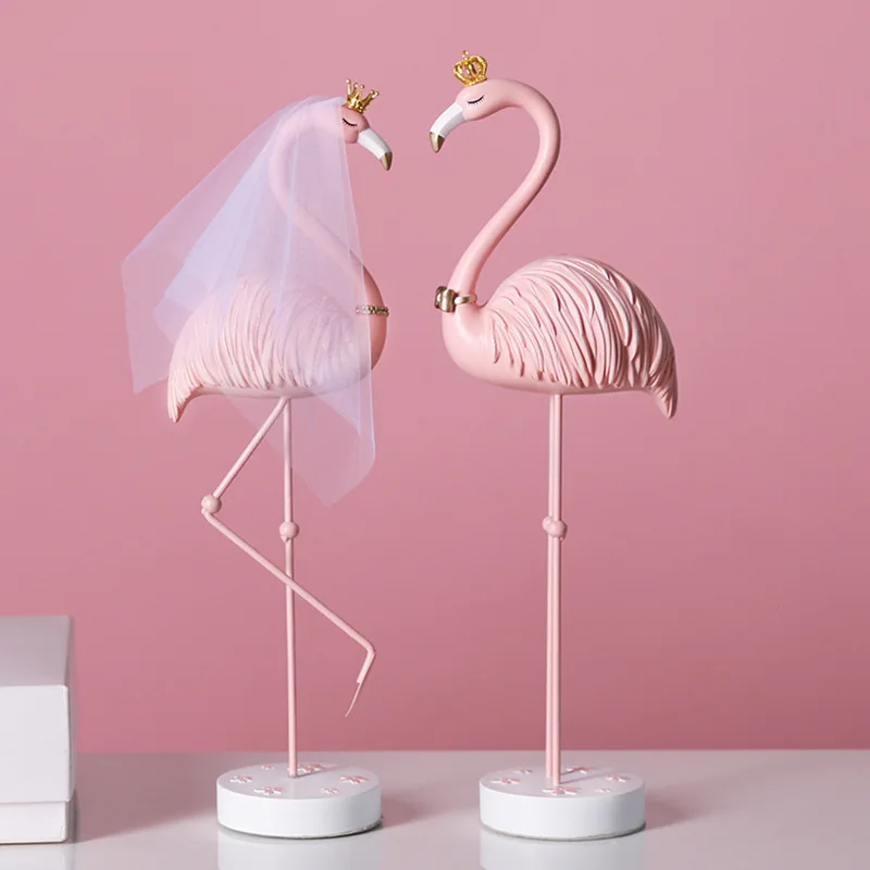 European style couple flamingo decoration resin crafts wedding core decoration king flamingo high-end gifts