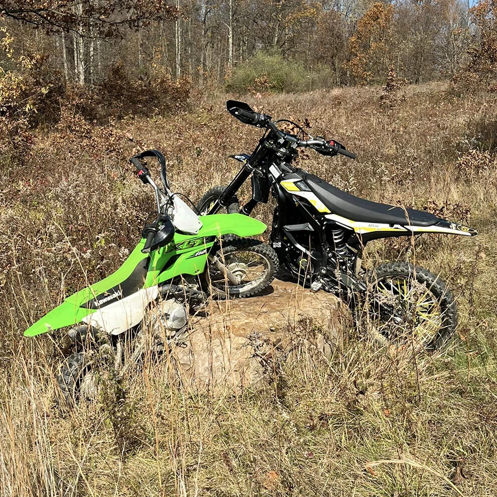 Sur-ron Light Bee X 12.5KW 74V55AH Electric Dirt Bike Racing Motocross Motorcycle Sur Ron Ultra Bee Motorbike