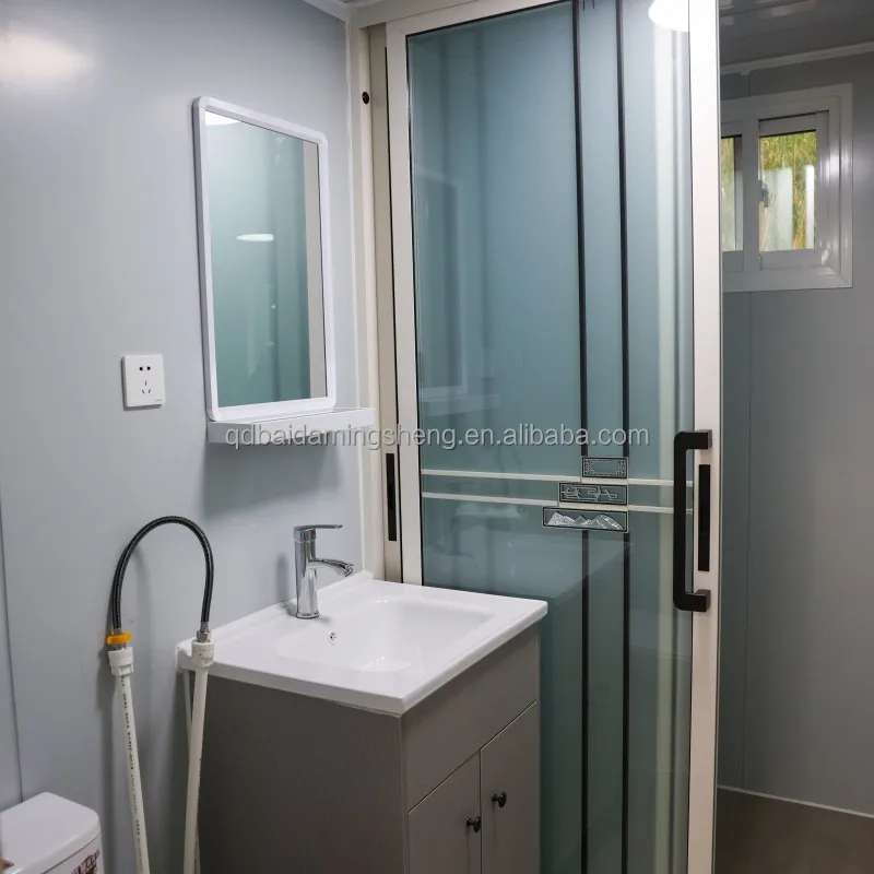 Prefab Modern Living House Garden Villa Expandable Container House With Bathroom Kitchen