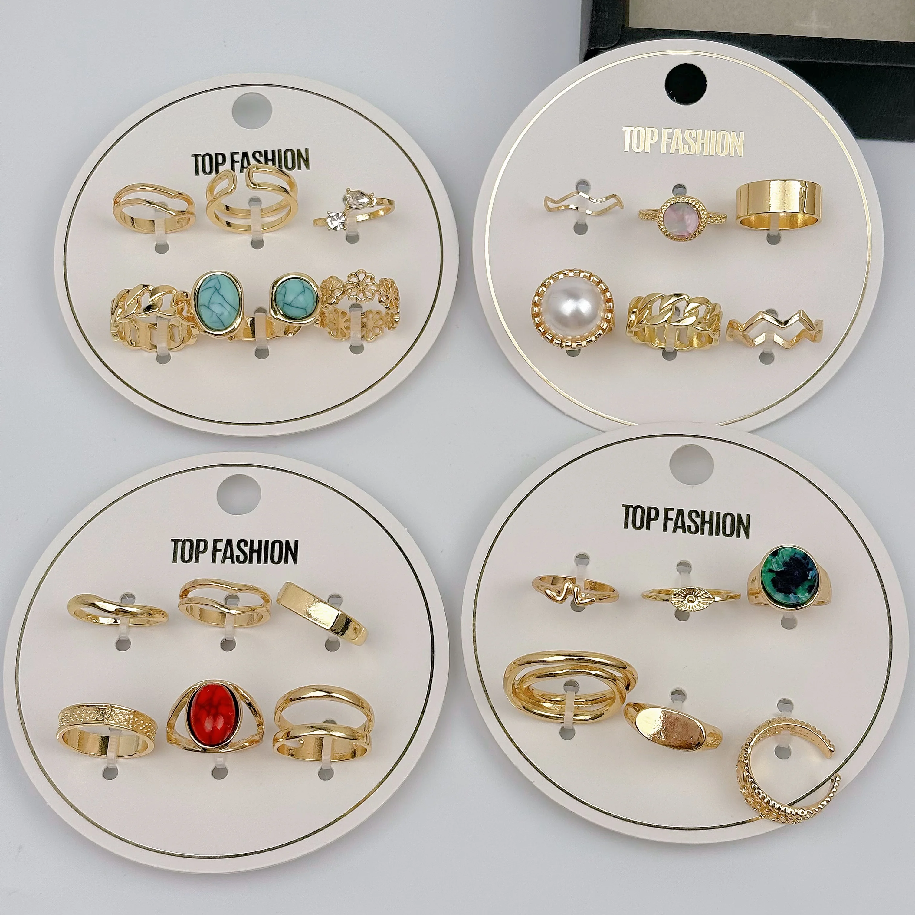 6 rings in a card Mengningna vintage jewelry women zinc resin rings high-cost performance newest wholesale in bulk one size ring
