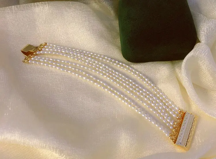 Factory selling natural Multi-row design bracelet with freshwater pearl