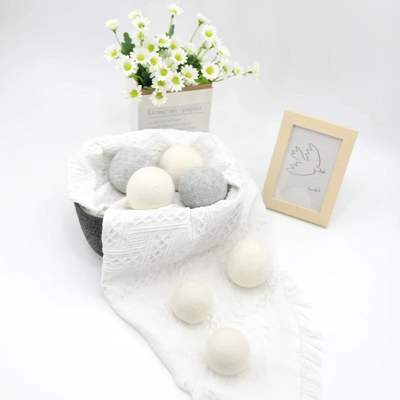 Eco handmade felt wash wool ball Laundry dryer ball customized wool cotton wool balls