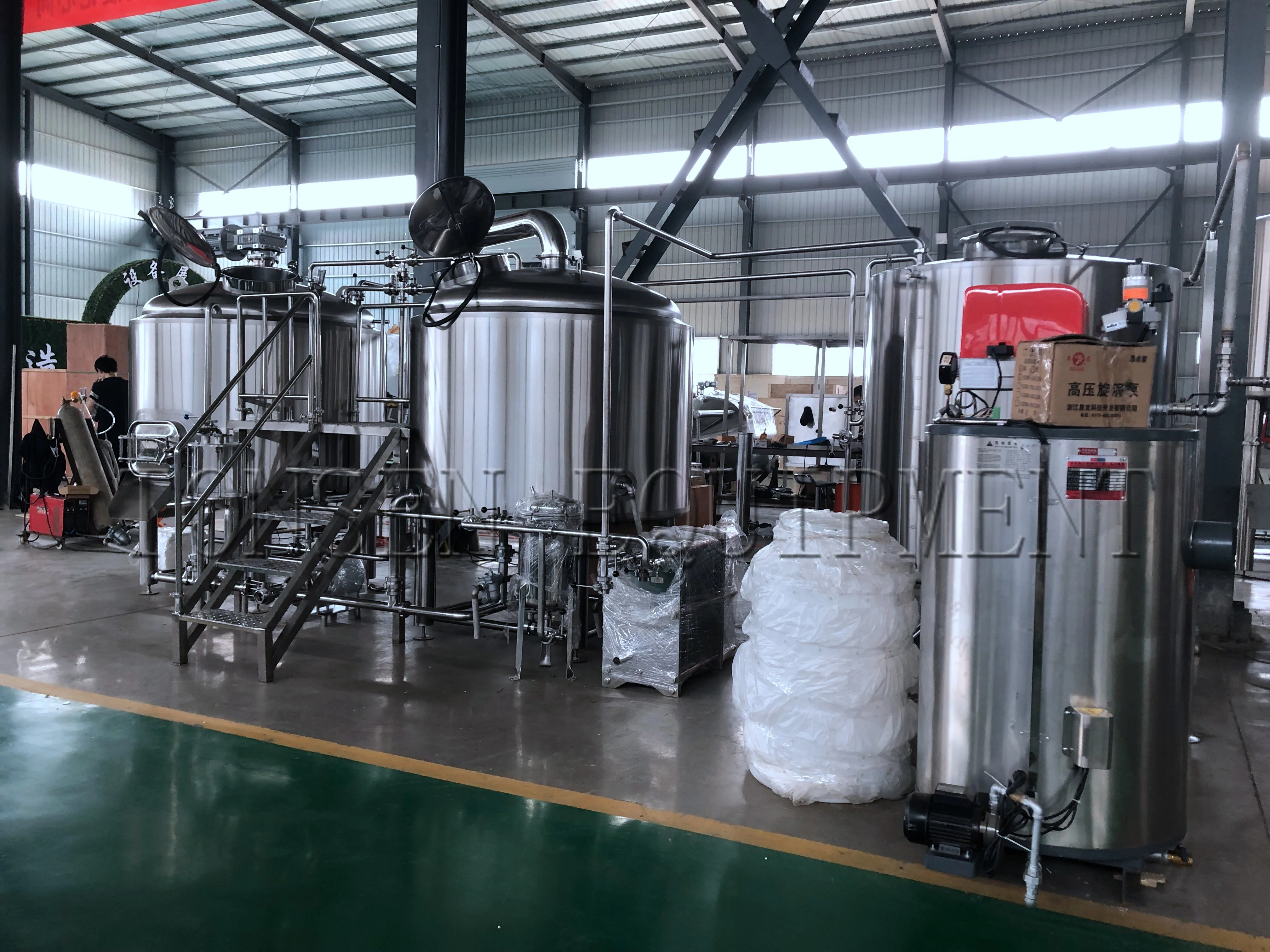 Микро-пивоваренное оборудование 200L 300L 500L 1000L 2000L 3000L паровое электробытовые нагрева оборудования для производства пива под ключ