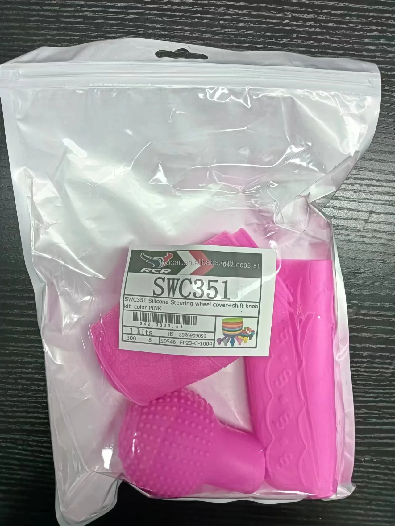 Hot Sell Custom Color Car Interior Accessories Anti-slip Silicone Steering wheel cover+shift knob kit Set