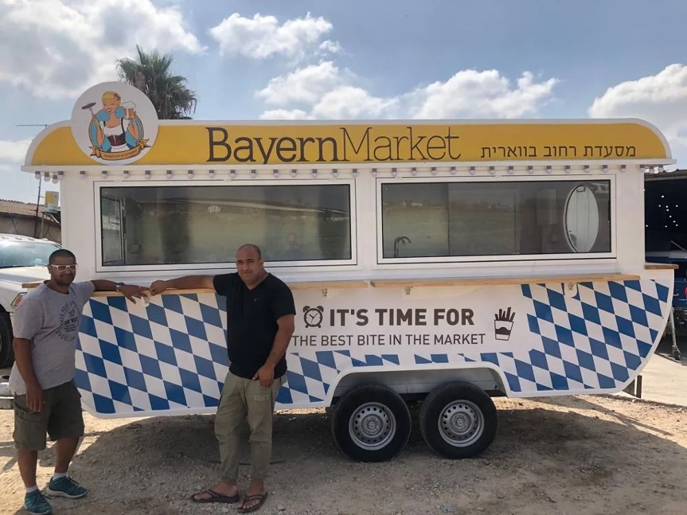 
Hot sale ice cream trailer food vending cart kiosk food trailer car with italian gelato machine retro food trailer for sale 