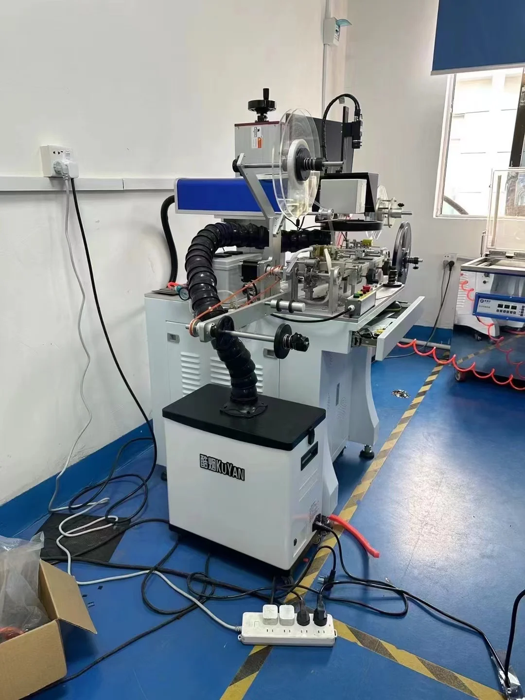 Single head Fume Extrator Smoke Purify Machine Stable airflow control technologyAir Purifier Absorber for Laser marking machine