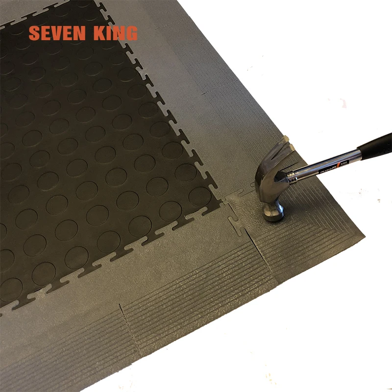 Indoor and outdoor heavy duty loading bearing  PVC Floor tiles sports mats