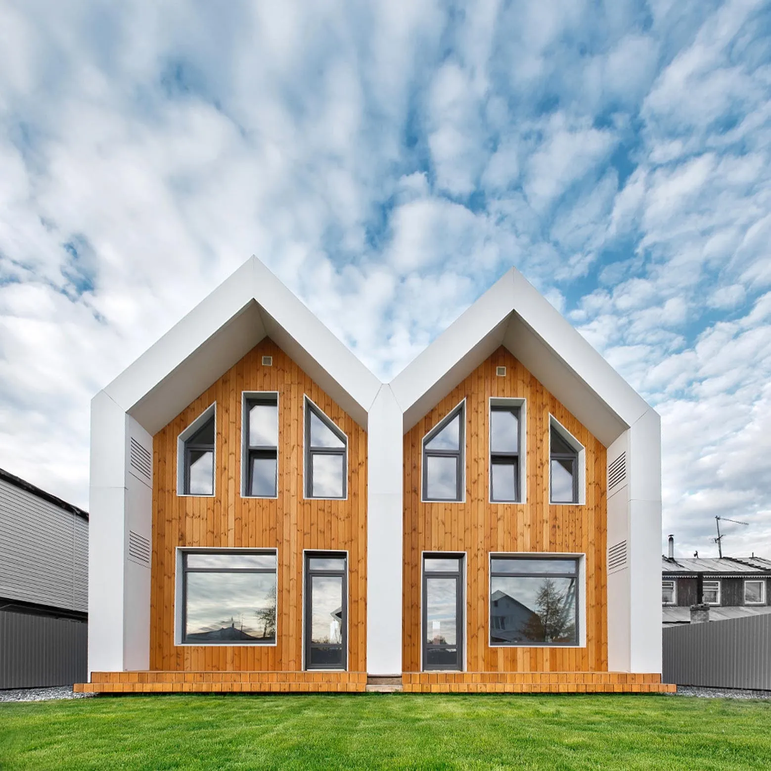 Luxury modern design Steel structure villa 5 bedroom prefab house