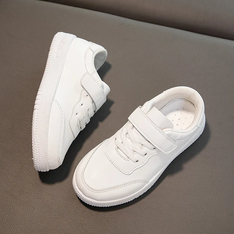 Children soft soled comfortable sneakers for boy and girl