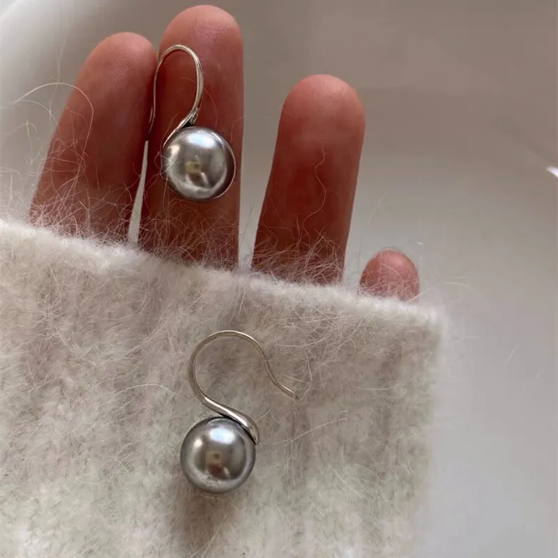 New Fashion French Style Round Pearl Stud Earrings Hook Earrings Women Jewelry