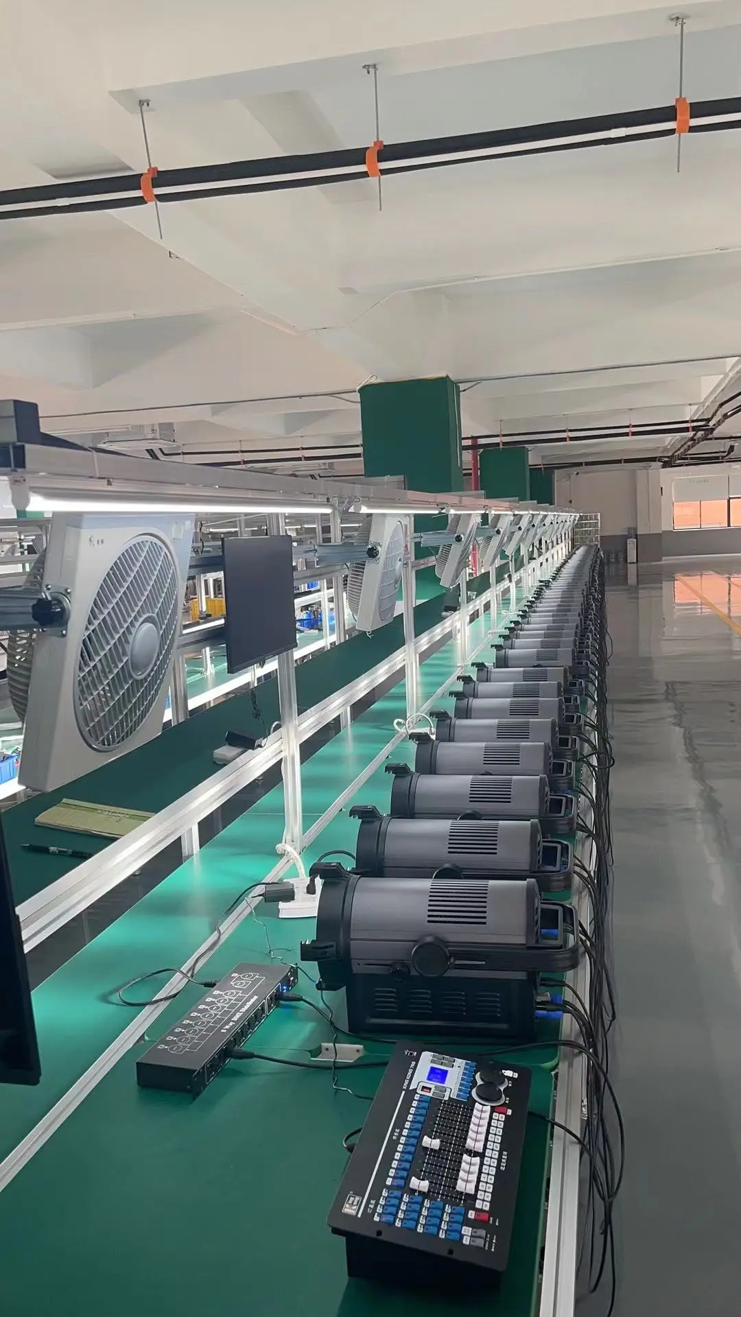 fresnel light  workshop.jpg