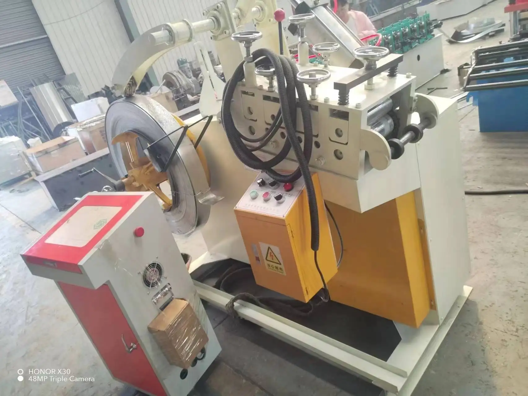 Automatic Agricultural Greenhouse Tunnel Ventilation Window Machine Galvanized Rack Pinion Gears Steel Frame Purlin Machinery