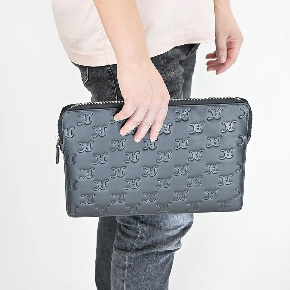 Custom full emboss logo black genuine real cow leather 13in computer protector cover laptop sleeve bag case