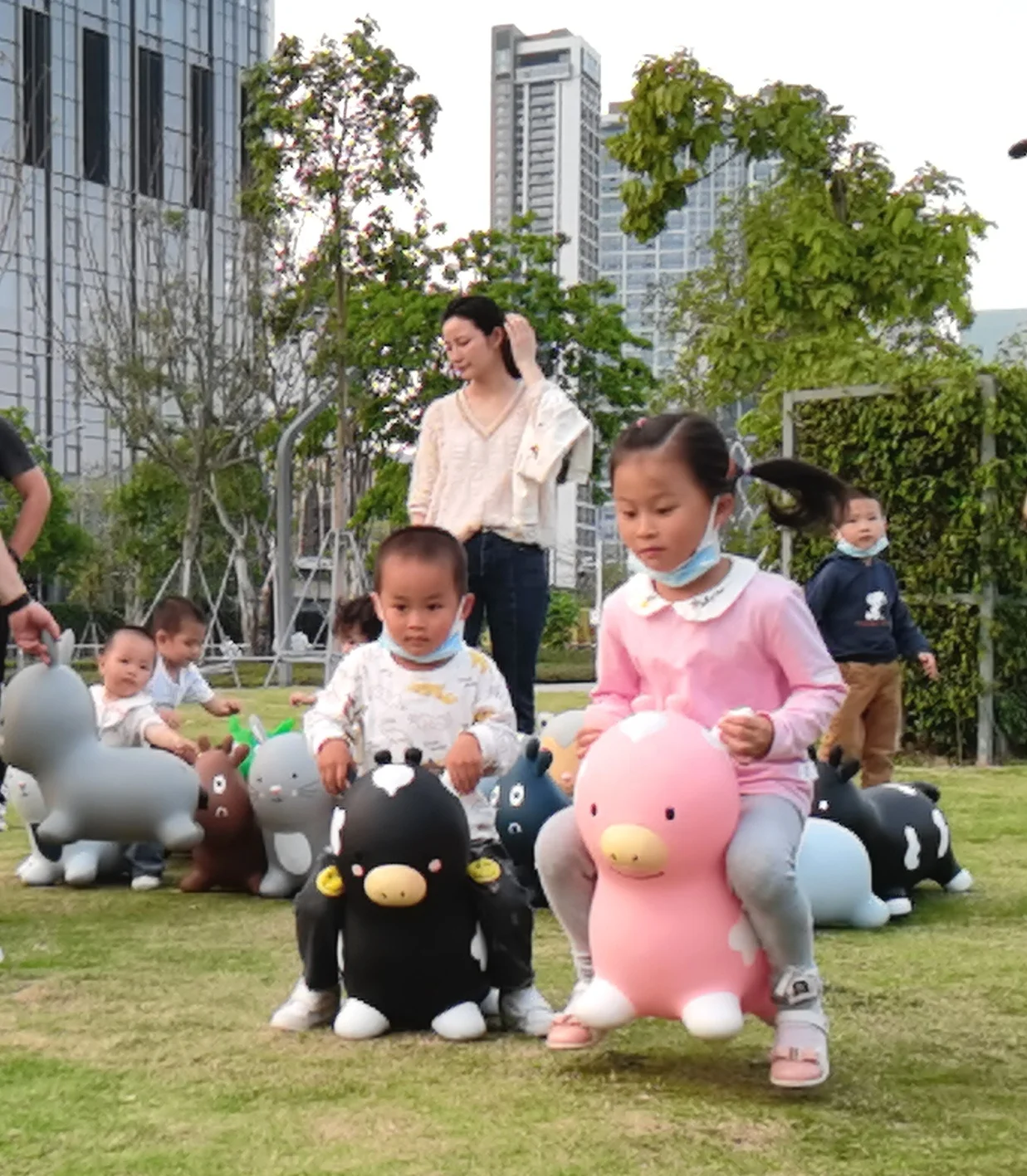 Top quality Jump Animal Bouncy Hopper Inflatable Ride On Rubber Bouncing Toys Jumping deer For Kids