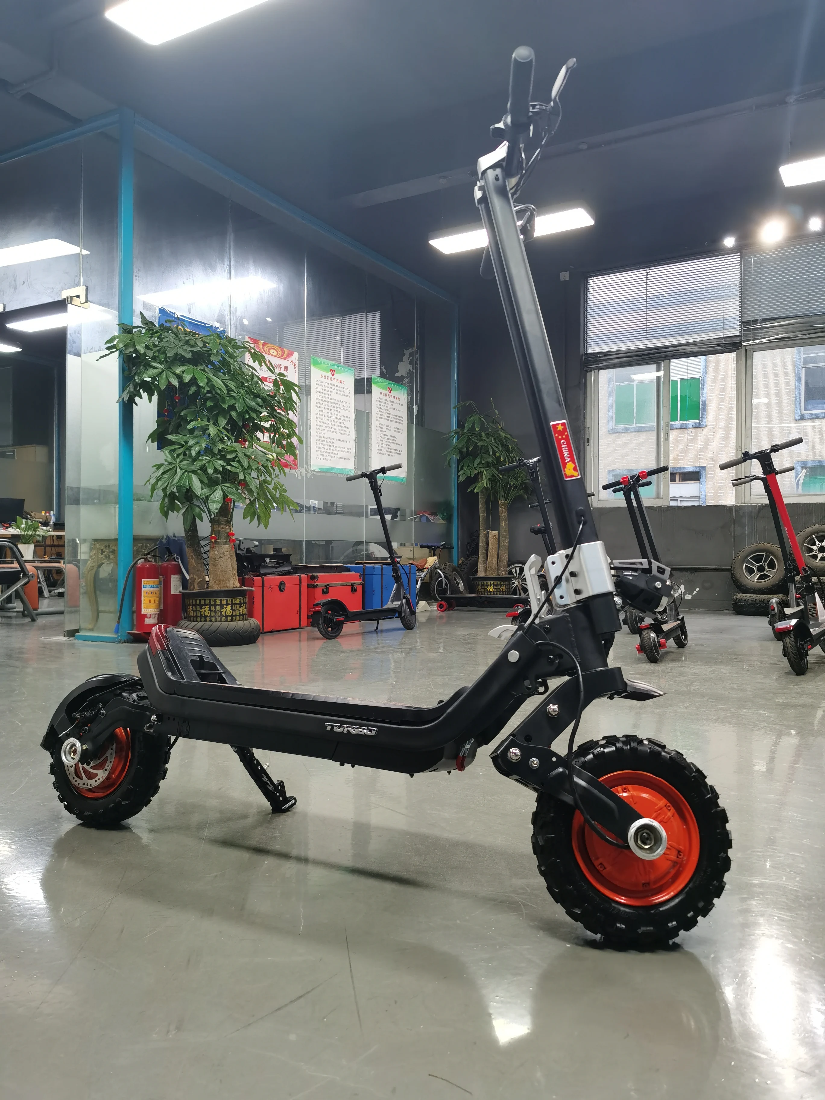 G63 Scooter 2400W 11.5inch Fat tire 75km/h Foldable Long range Scooter Electric Scooter Adult