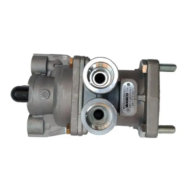 Sinotruk HOWO brake master valve brake master cylinder WG9000360563