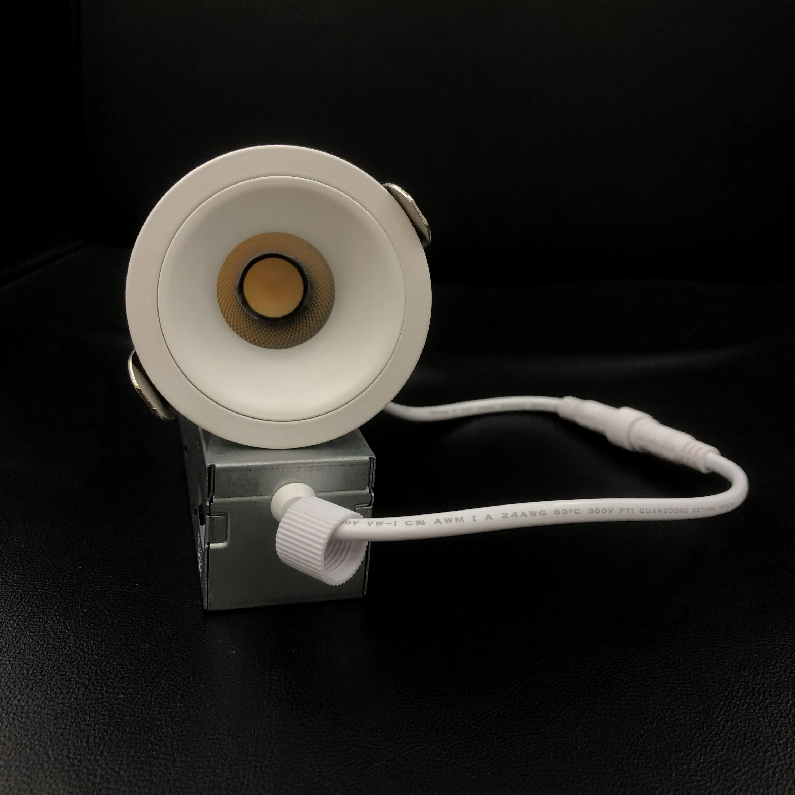 2inch 10w LED downlight ETL ES FCC driver ic rated air tight white black silver golden bean angle 24°36°55° COB chips 100-277v