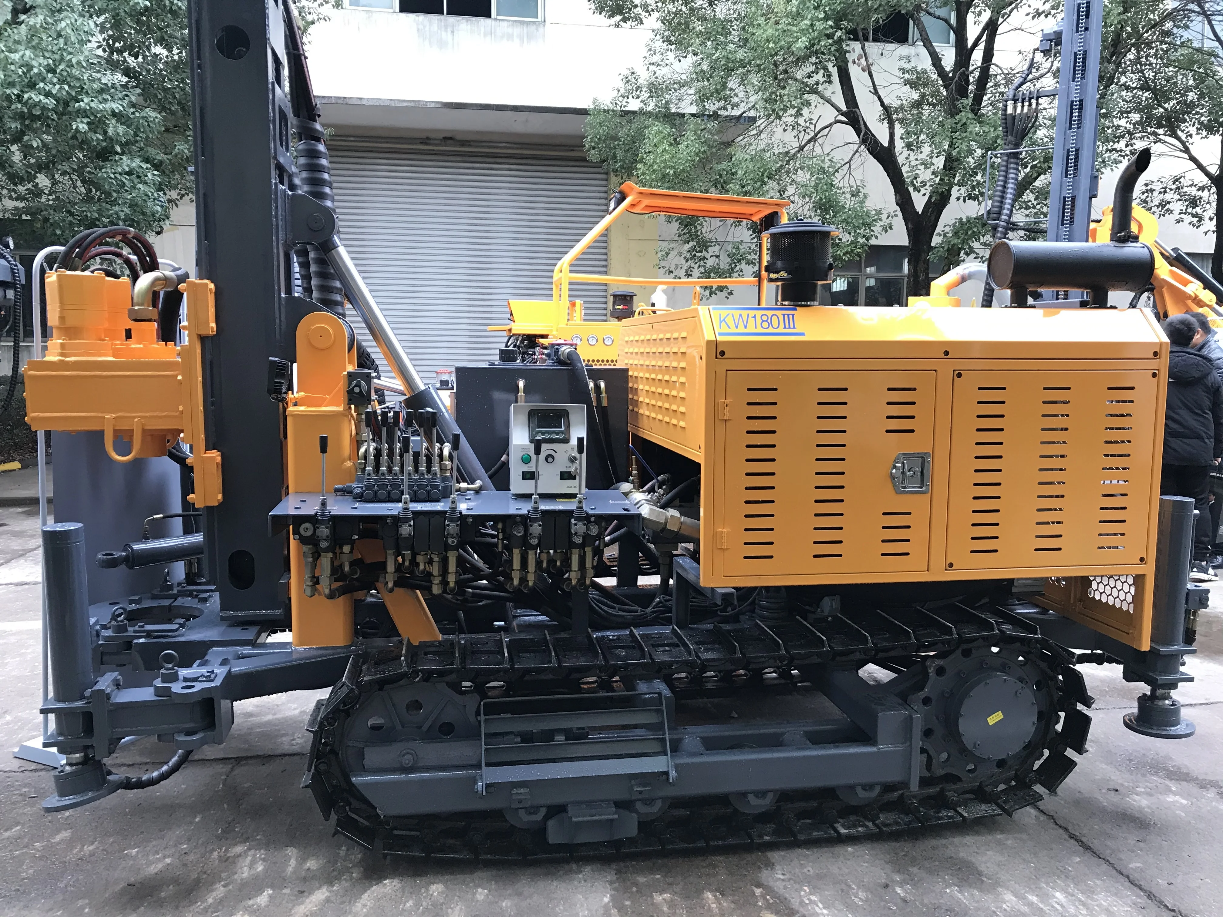 Hydraulic drilling machine 180M Geothermal Water Well Drilling Machine Rig Drilling Machine Kw180