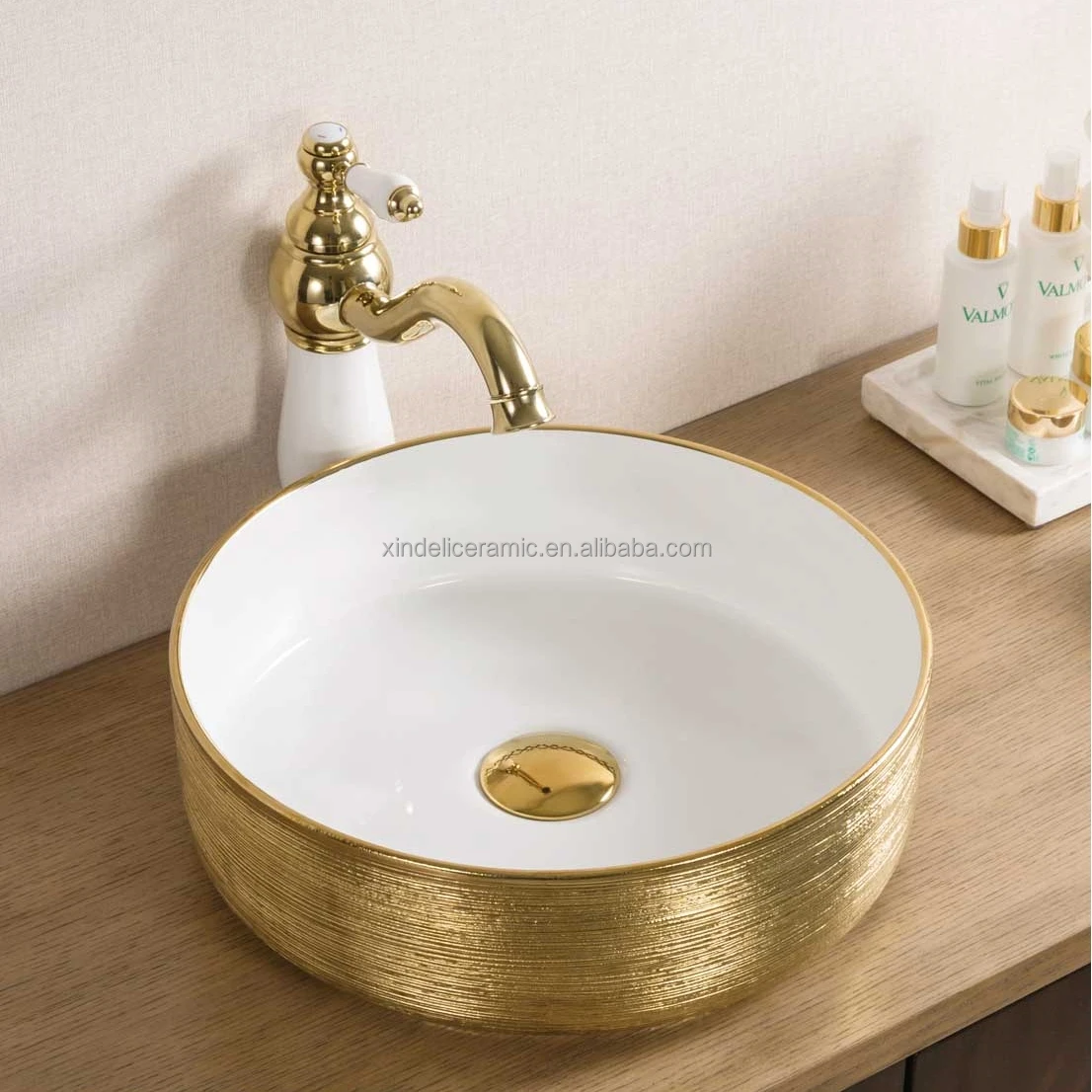 Nice Design Art White Electroplate Gold Bathroom Sinks Ceramic Countertop Wash Hand