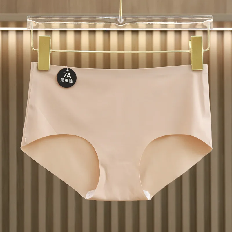 Panties Ice Silk Seamless Panties Wave Cut invisible Briefs Women Seamless Panty
