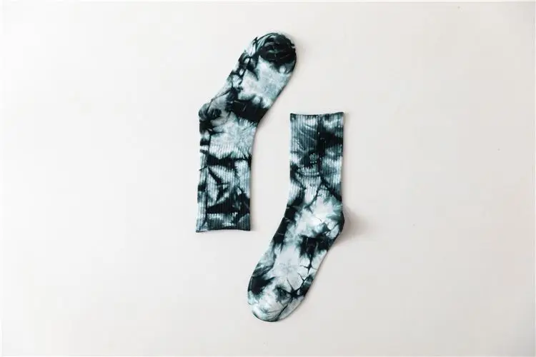 China custom fashion long socks super quality white cotton socks