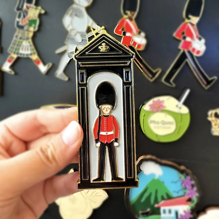 Souvenir Collectible UK Design Metal Countries Kings Guard Soft Enamel Gold Various Custom Fridge Magnet For Gifts